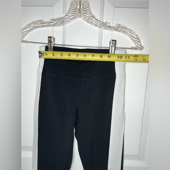 Express black and white striped leggings. - Picture 3 of 4